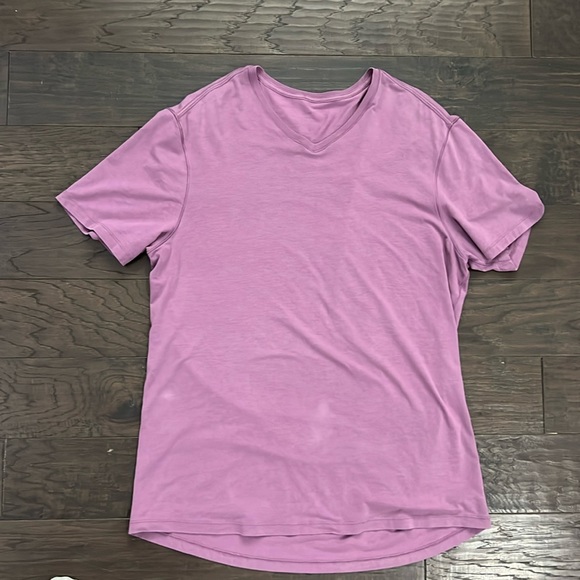 lululemon athletica Other - Lululemon, Men’s Fundamental V-Neck , XL, purple